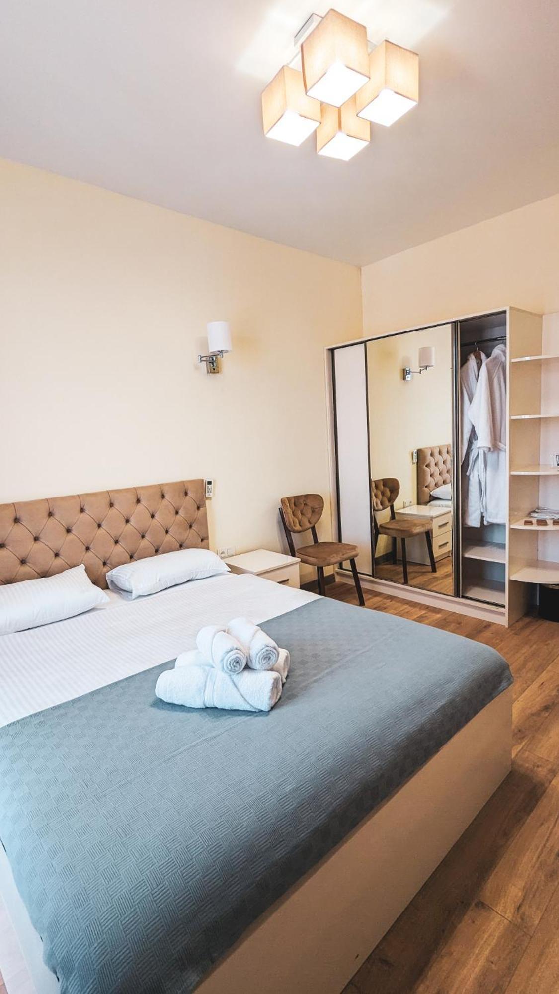Gg Aparthotel 巴统 外观 照片