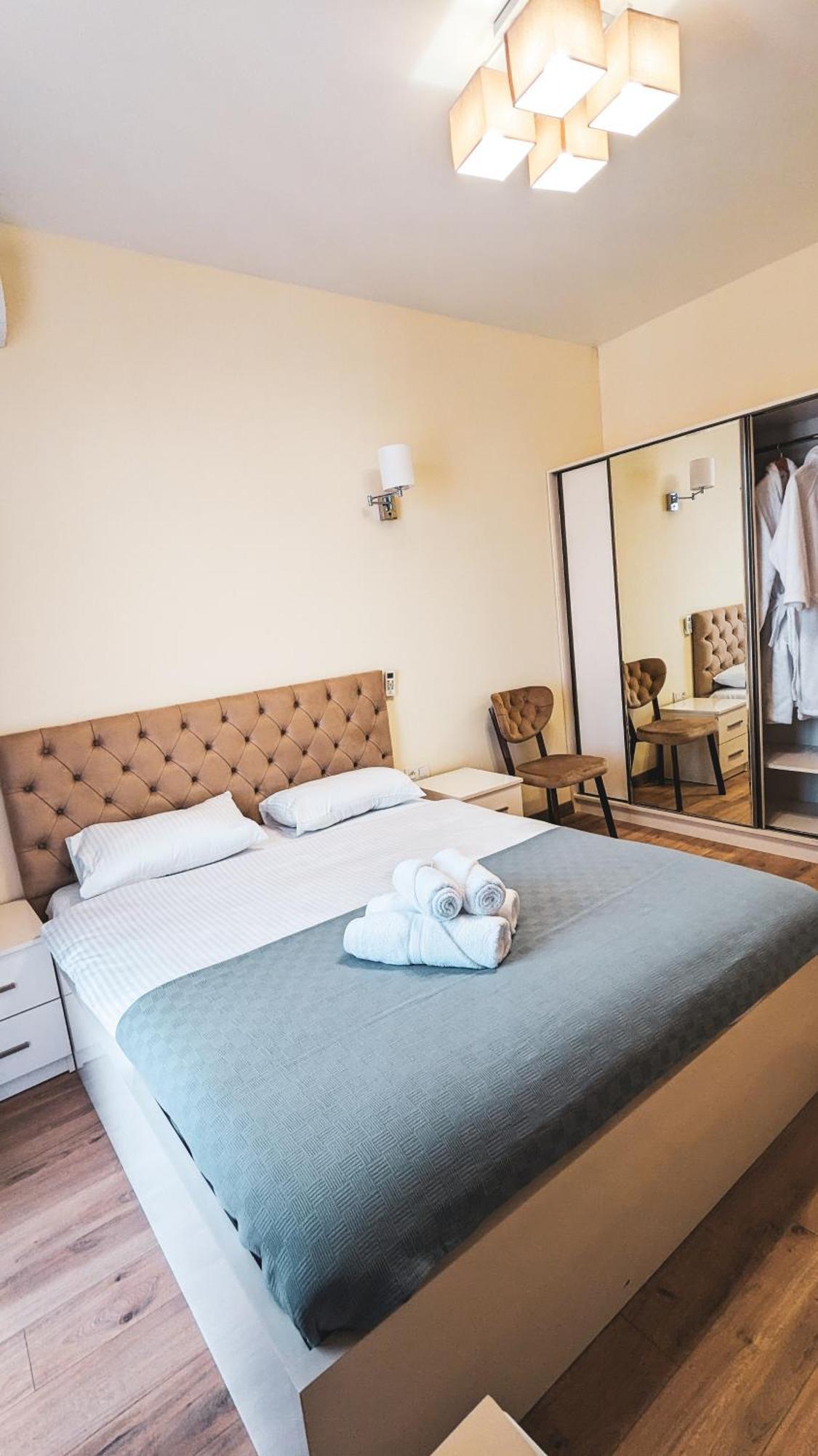 Gg Aparthotel 巴统 外观 照片