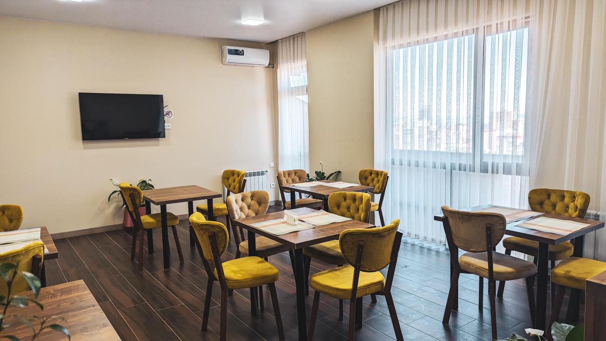 Gg Aparthotel 巴统 外观 照片
