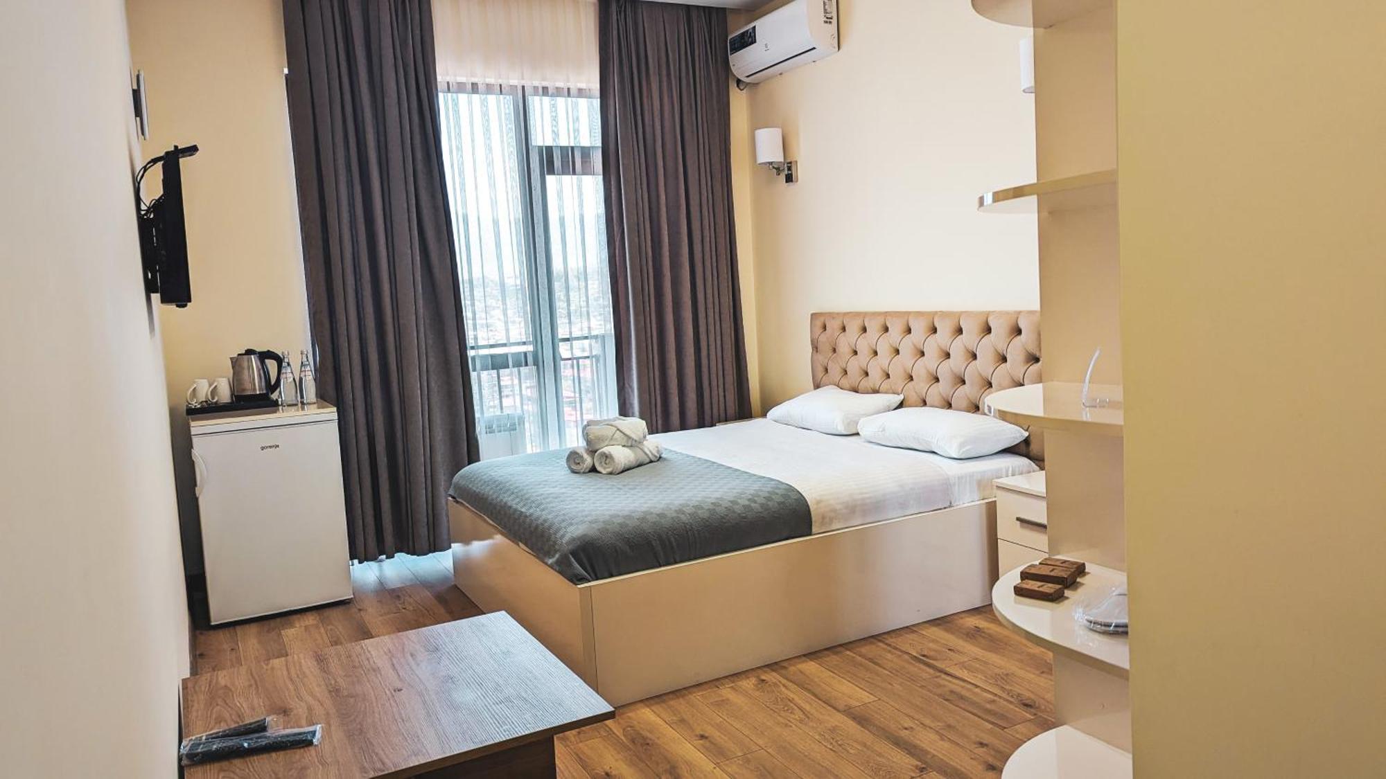 Gg Aparthotel 巴统 外观 照片