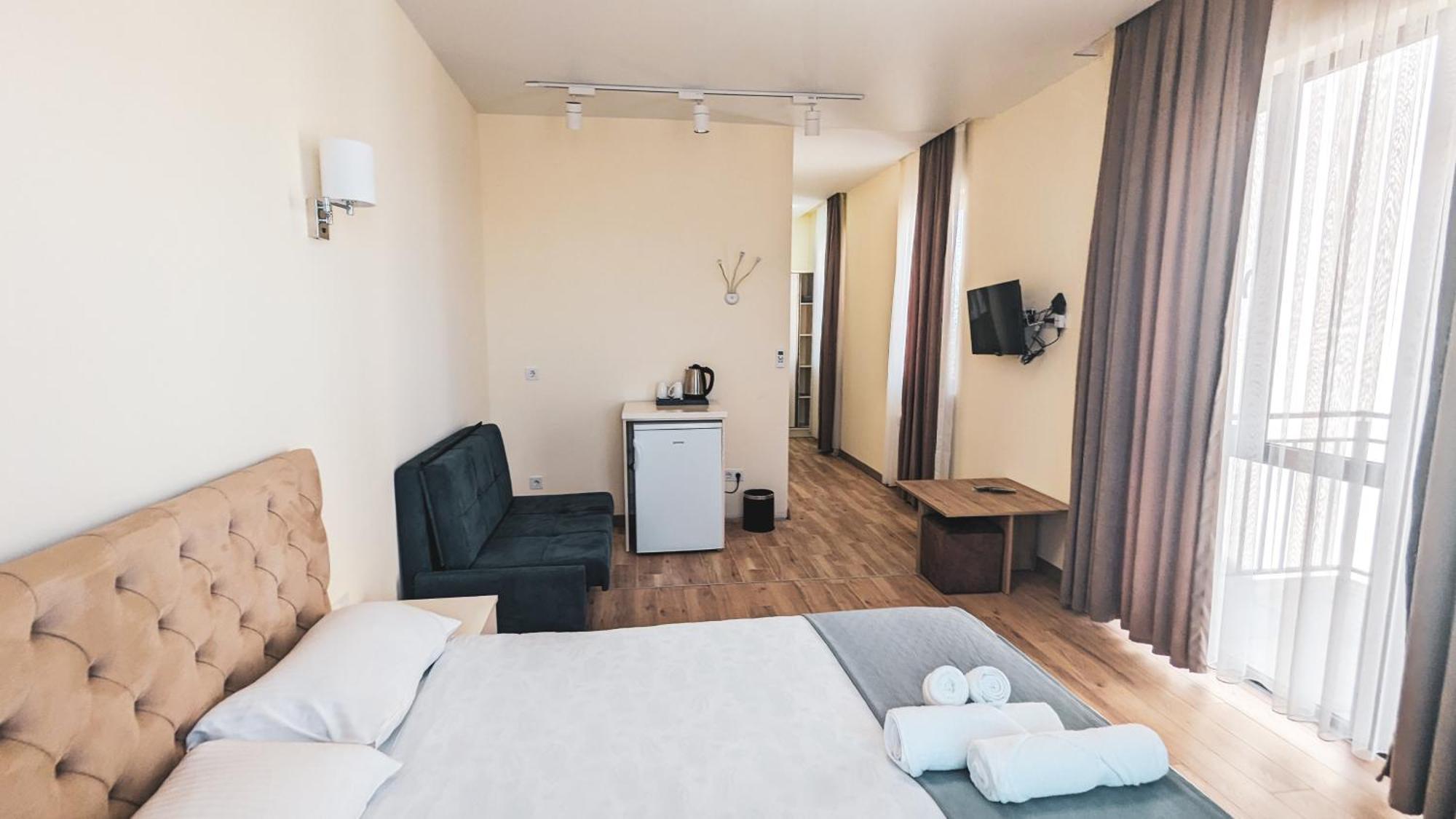 Gg Aparthotel 巴统 外观 照片